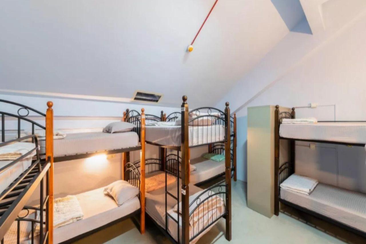 Joyfor Backpackers' Hostel สิงคโปร์ ภายนอก รูปภาพ