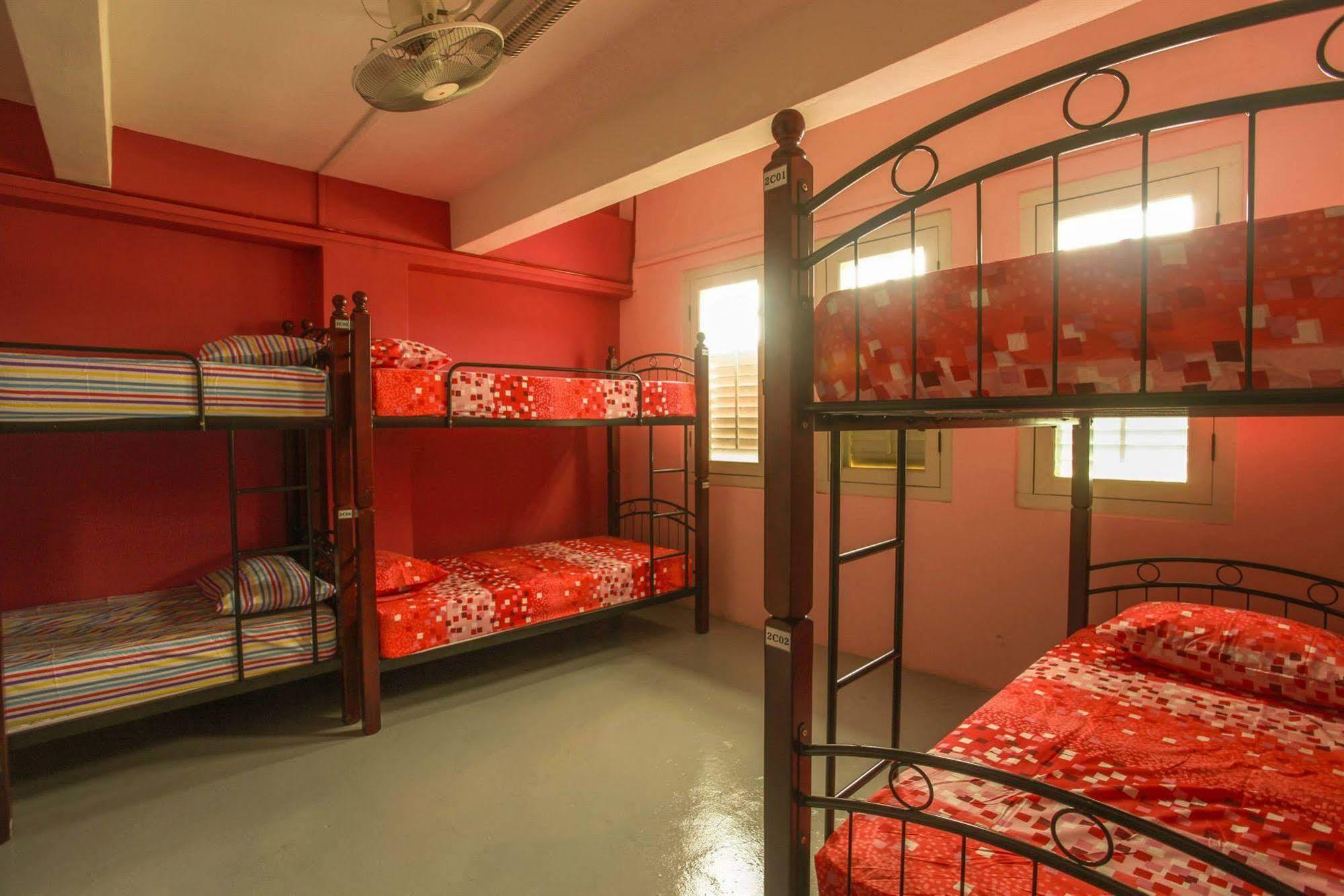 Joyfor Backpackers' Hostel สิงคโปร์ ภายนอก รูปภาพ