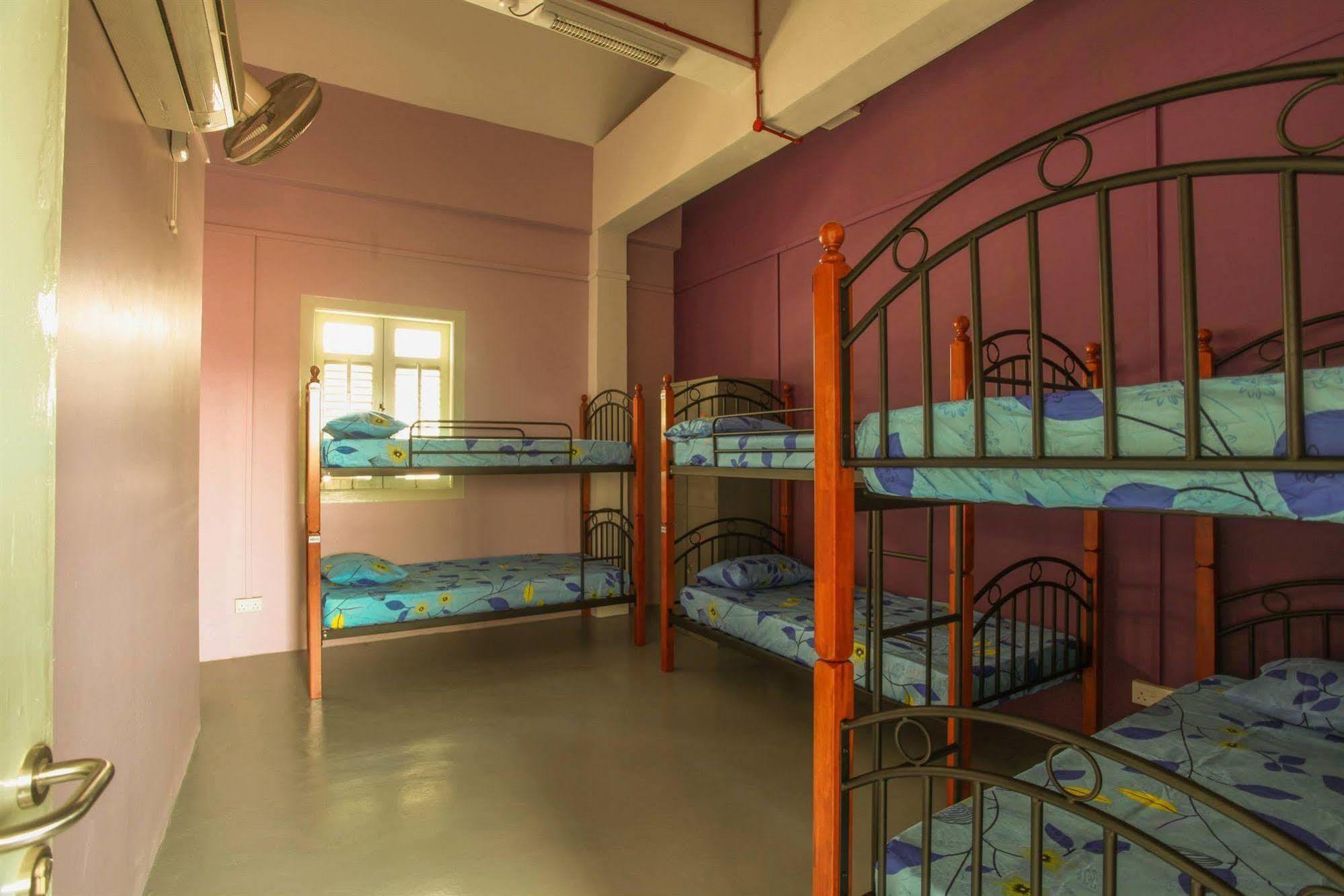 Joyfor Backpackers' Hostel สิงคโปร์ ภายนอก รูปภาพ